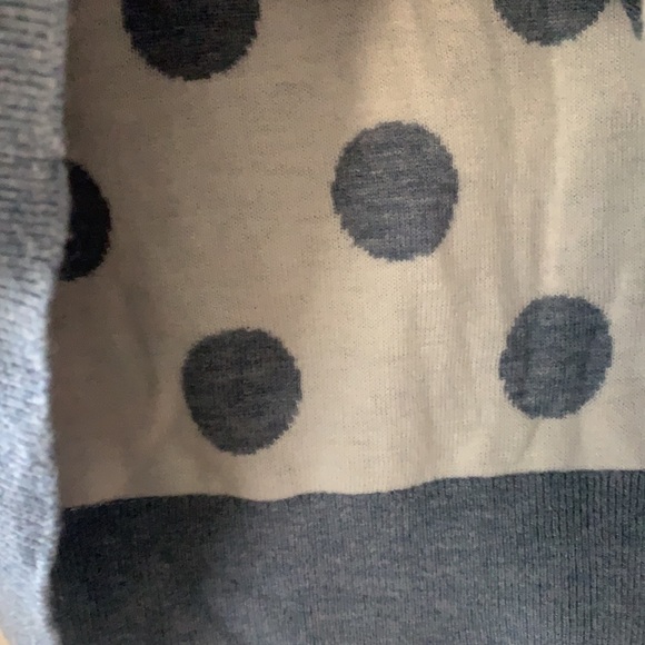Poke-A-Dot sweater - Picture 5 of 6